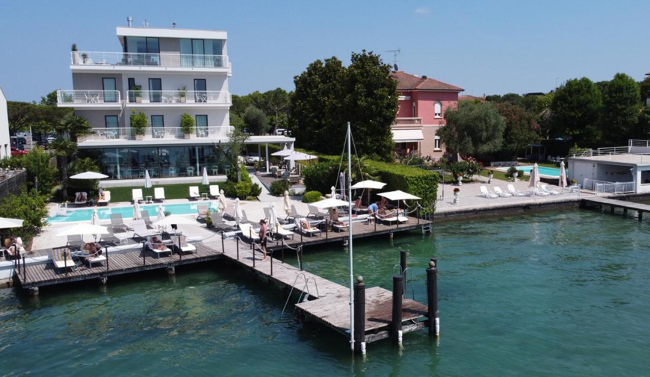 Aqva Boutique Hotel (Adults Only) Сирмионе Экстерьер фото