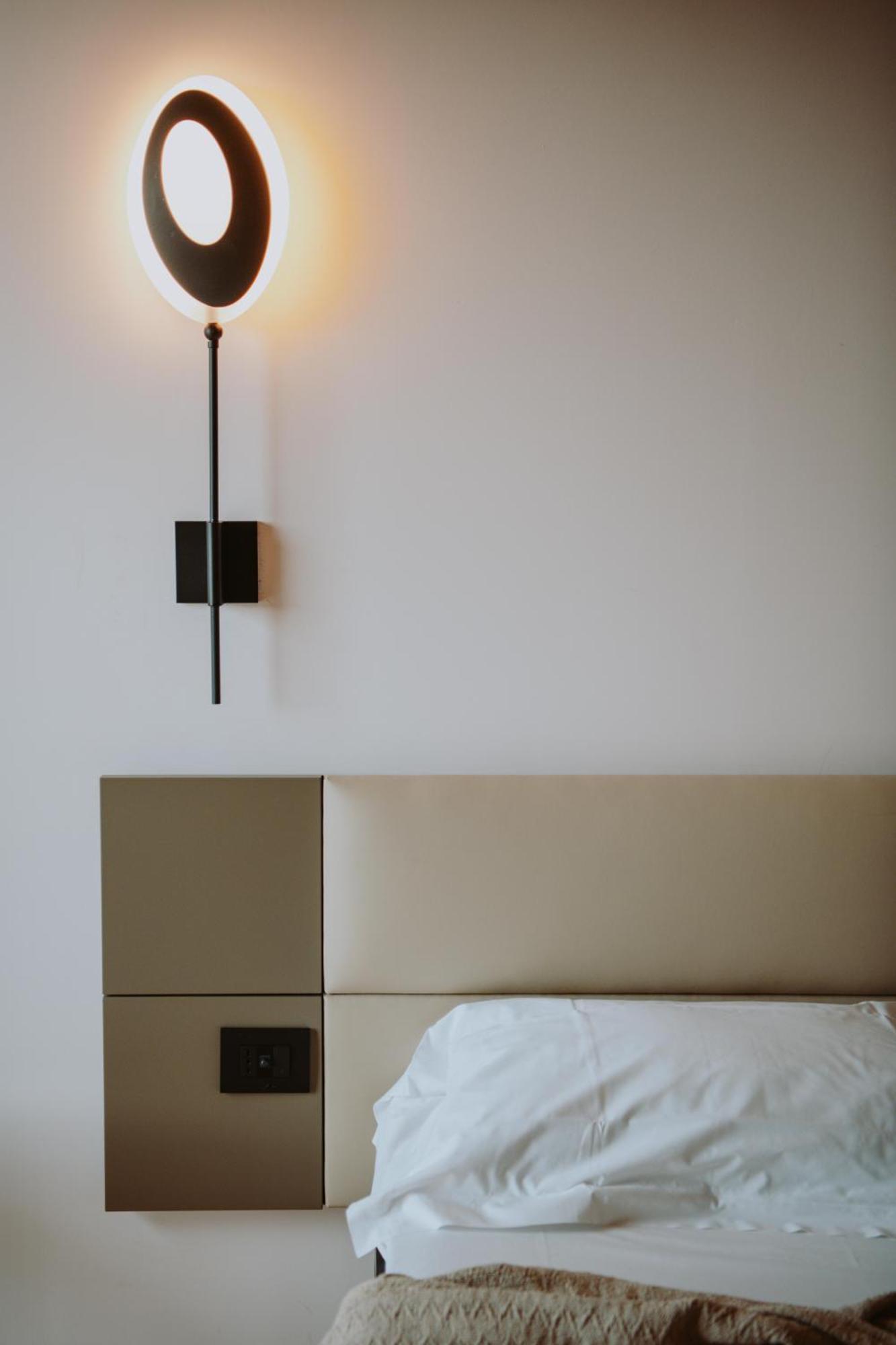 Aqva Boutique Hotel (Adults Only) Сирмионе Экстерьер фото